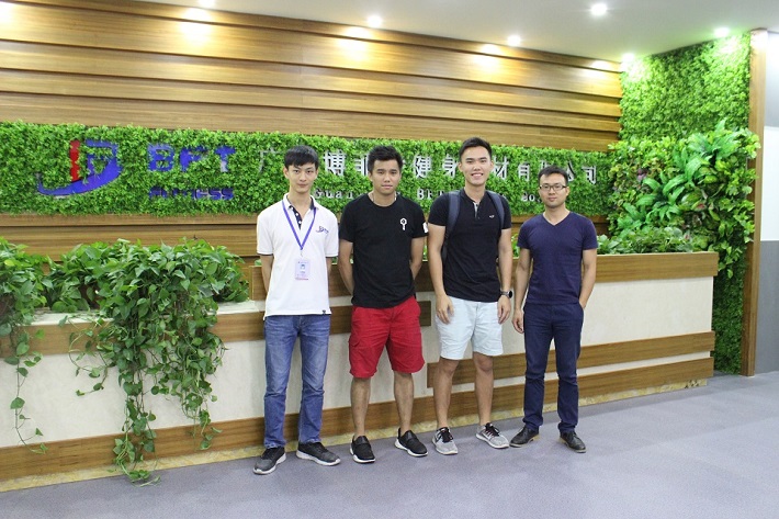 科威特客戶來羞羞视频APP下载大全采購健身器材