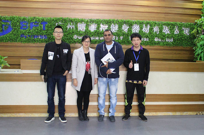 毛裏求斯客戶來羞羞视频APP下载大全采購健身器材