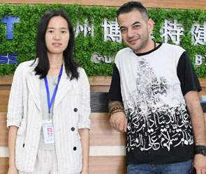 沙特客戶來中國進口商用健身房器械